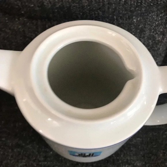 Langenthal Suisse Design Coffee/Teapot - Picture 2 of 4